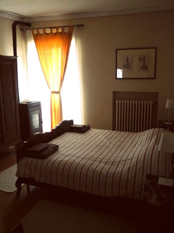 Il Cortiletto Dei Capperi Bed and Breakfast Gassino Torinese Δωμάτιο φωτογραφία