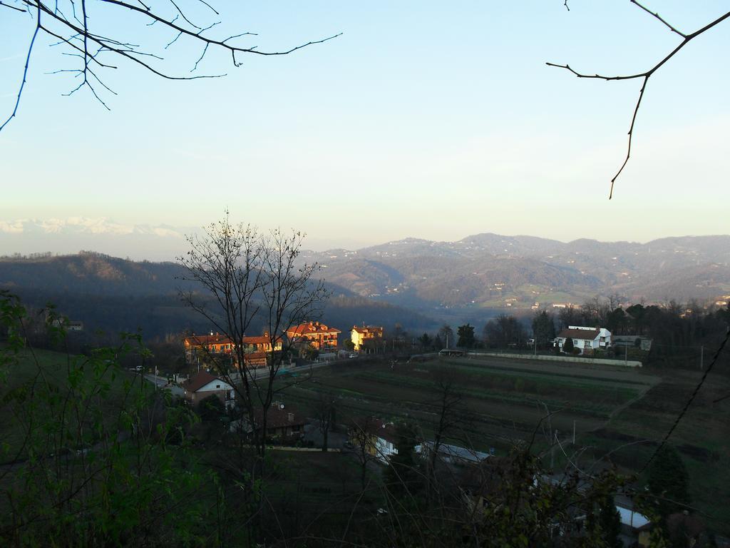 Il Cortiletto Dei Capperi Bed and Breakfast Gassino Torinese Δωμάτιο φωτογραφία